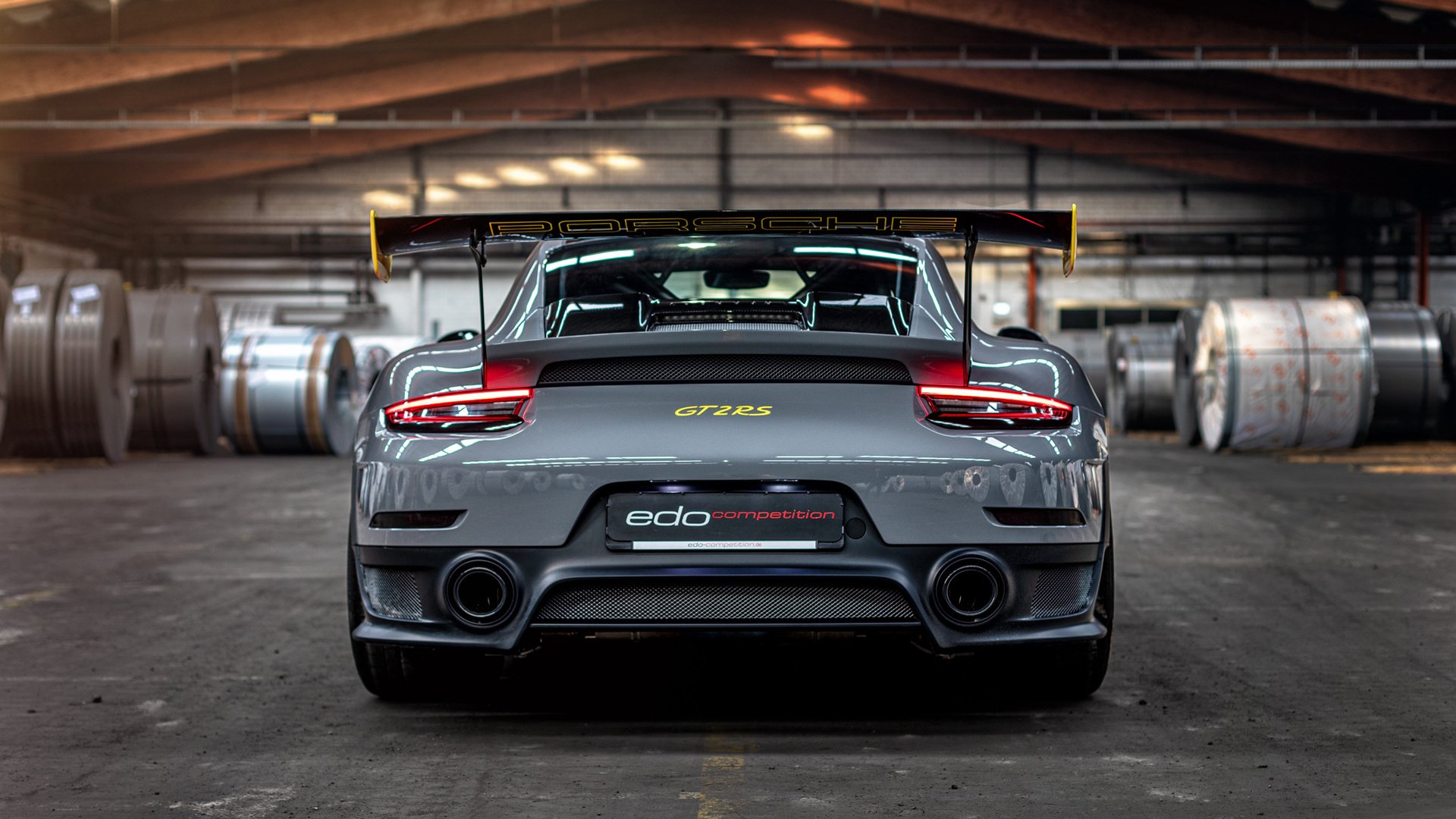 APP下载 LY Sports-图穆亚通过精准的传球与突破，打破对手防线，穆拉德忠·图伊奇耶夫