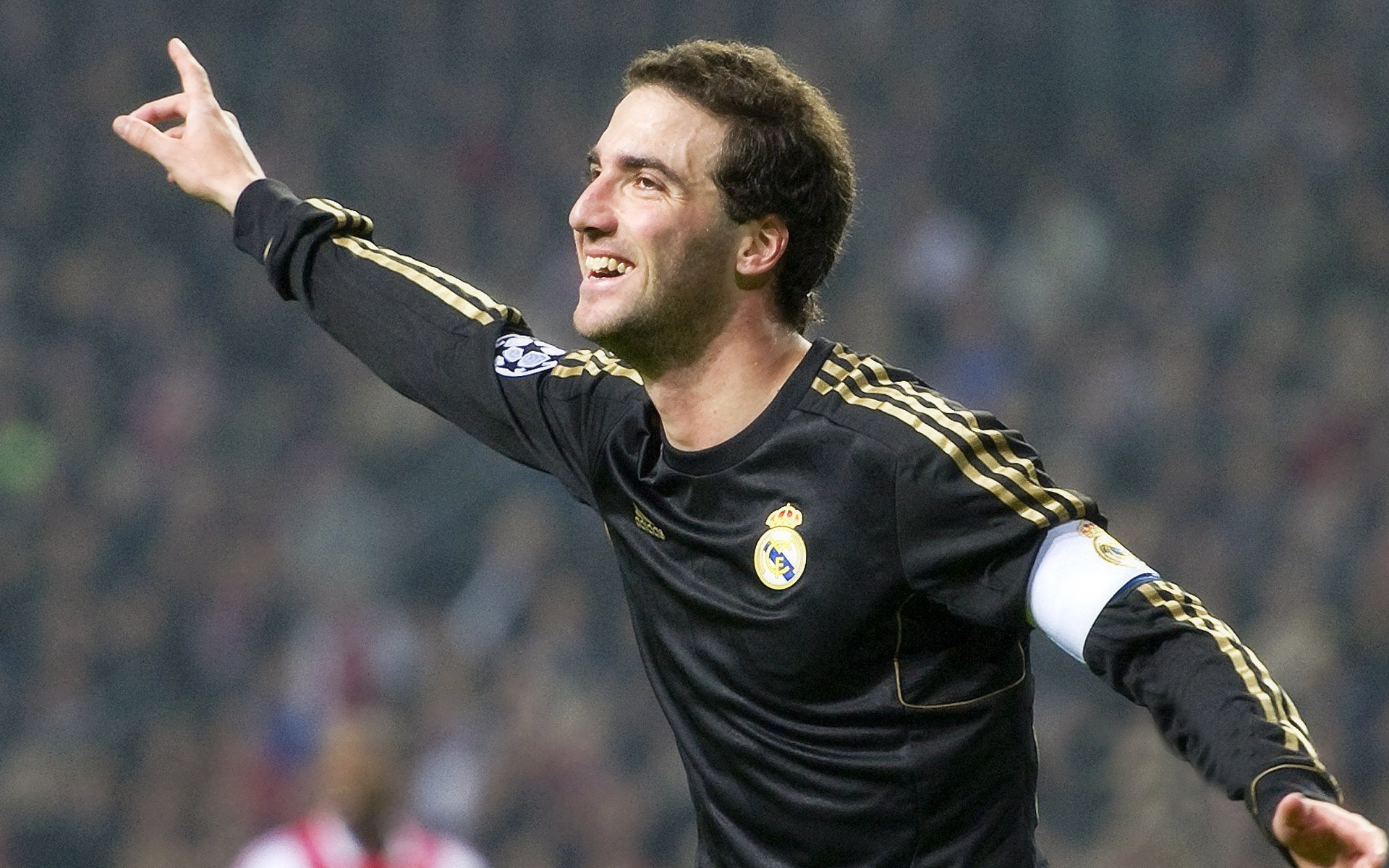 欧冠“终极对决”:每一场都值得铭记的经典战役,欧冠最终决赛赛程