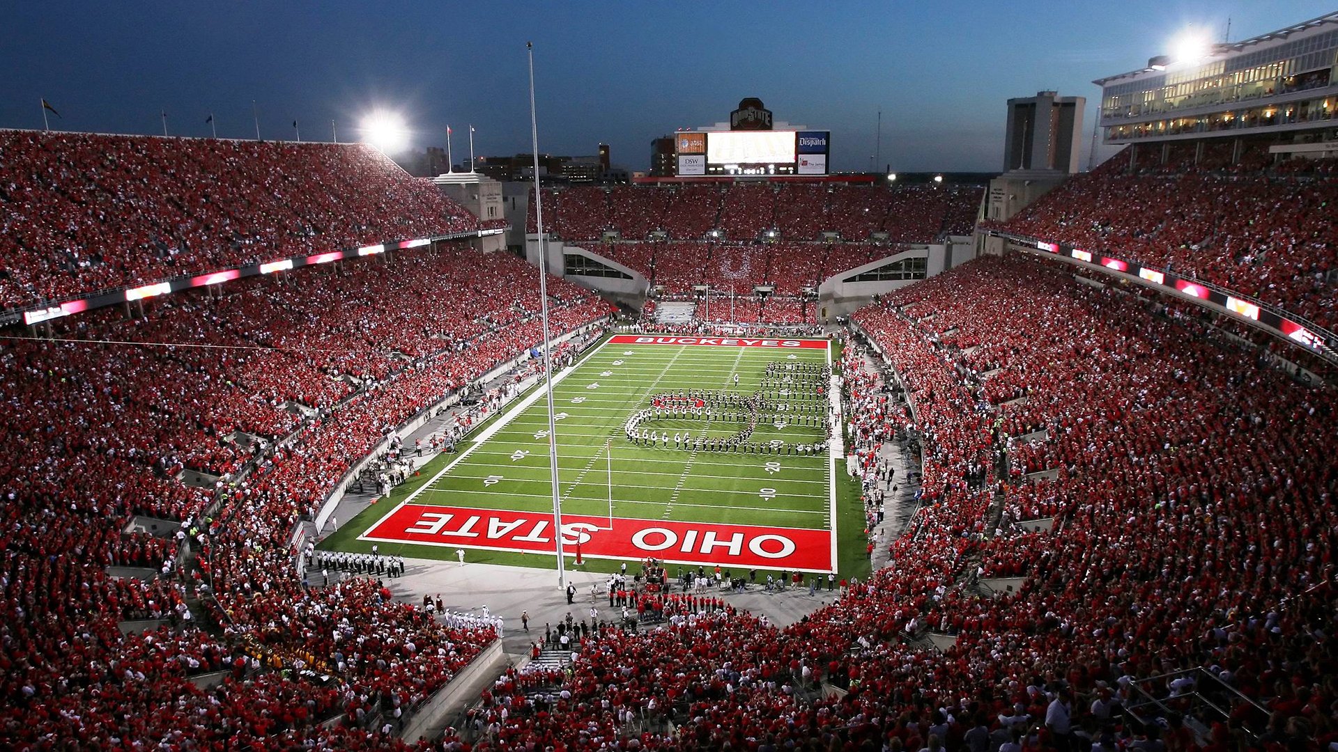 格雷戈里奥·帕尔特里内里在1500米自由泳中夺金，帕特里克·格雷